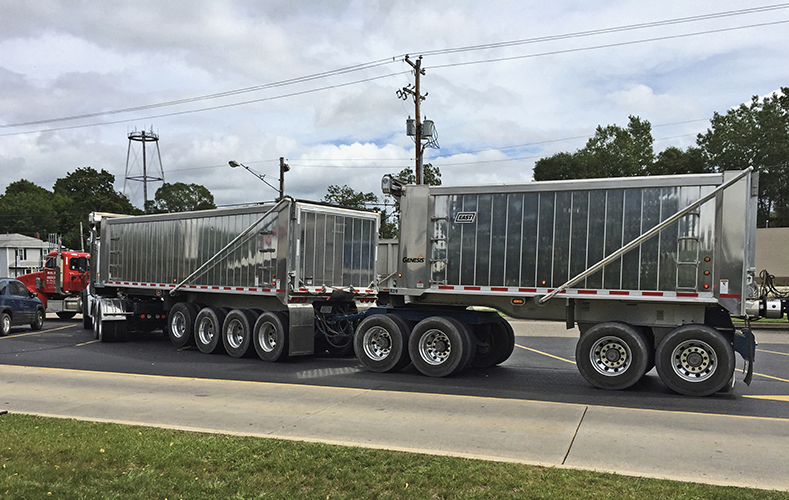 Super Duty Integrated Housing for Trailer and Pup, Under Body Pivot Mount
