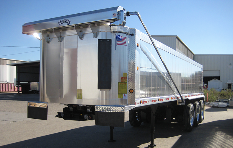 Super Duty Full Housing (option) with Trailer Mounting, Under Body Pivot Mount (Old-style)